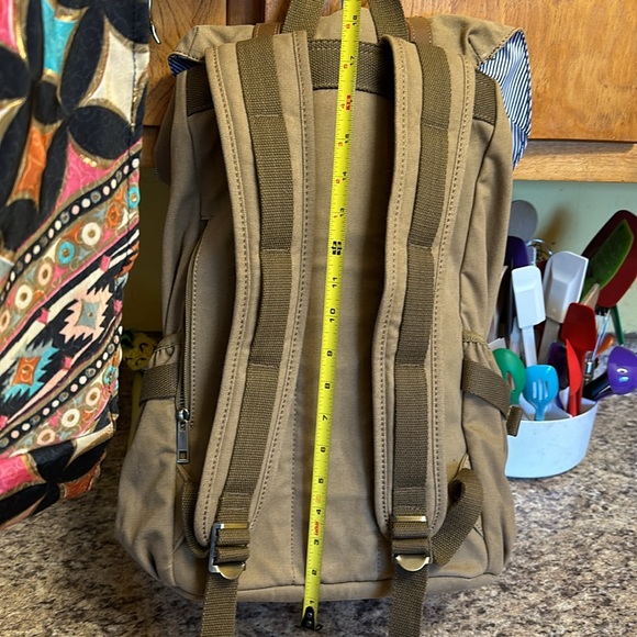 Canvas Backpack - Picture 8 of 10